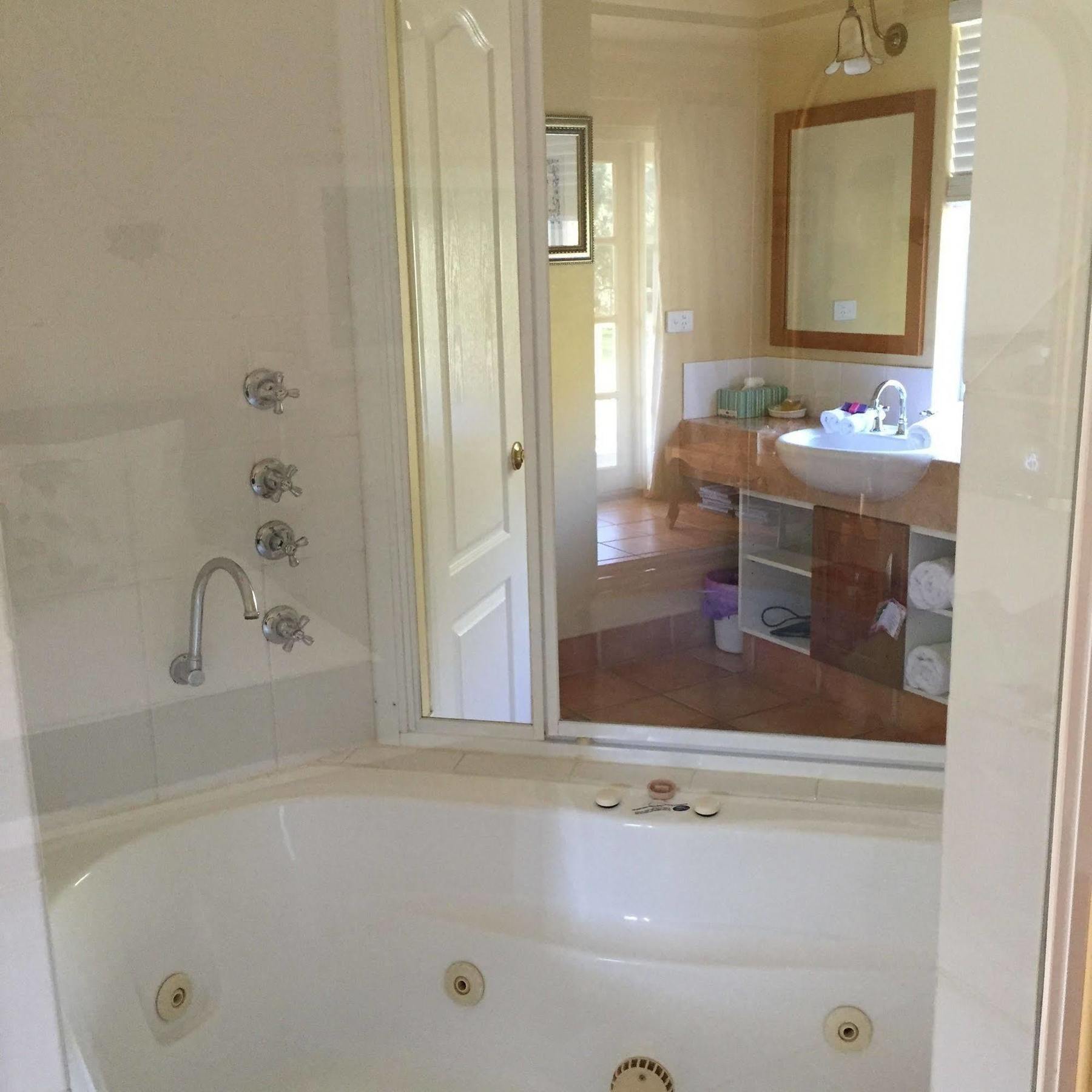 Erravilla Country Estate Spa Suite Accommodation Cowaramup Exterior foto